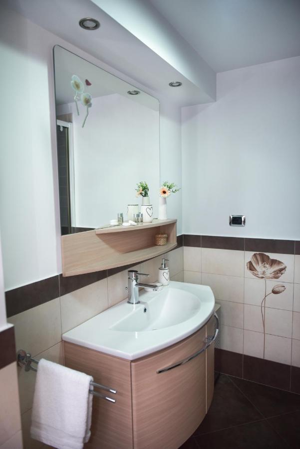 Modern Apartament Făgăraş Екстериор снимка